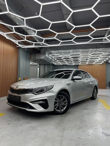 продаю через банк: Kia K5: 2019 г., 2 л, Автоматические, Газ