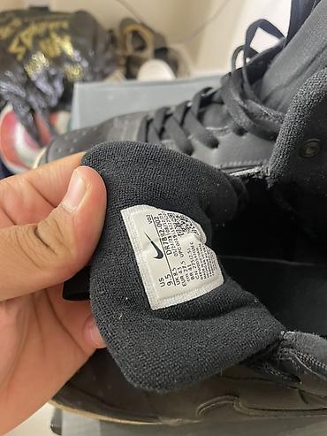 найк ботус: Мужские кроссовки, 43, Nike, Б/у, цвет - Черный, Платная доставка — 4