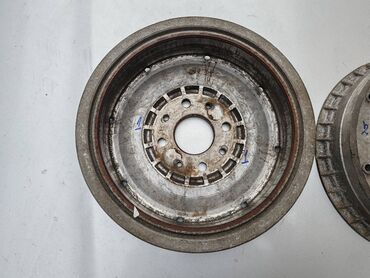 Auto delovi: Dobos kocnica Lada 7 Riva br.1,2. Polovno, ocuvano. Dobosi su ggotovo — 7