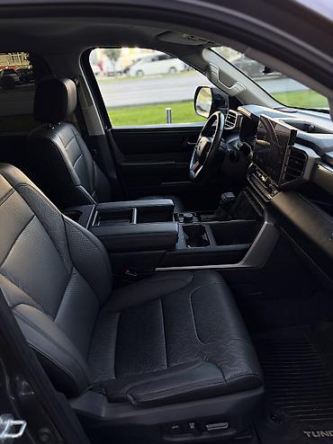 секвойя: Toyota Sequoia: 2024 г., 3.4 л, Бензин, Пикап — 8