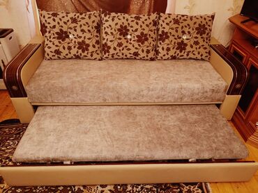Yeni, Di̇van-kravat, 2 kreslo, Divan, Bazalı, Açılan