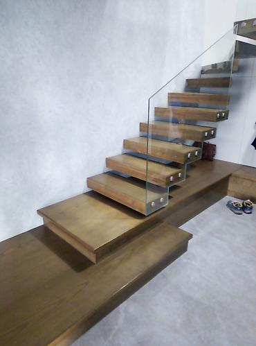 Деревянные лестницы: Лестницы Лестницы Любой сложности, лофт, классика перила любой — 14