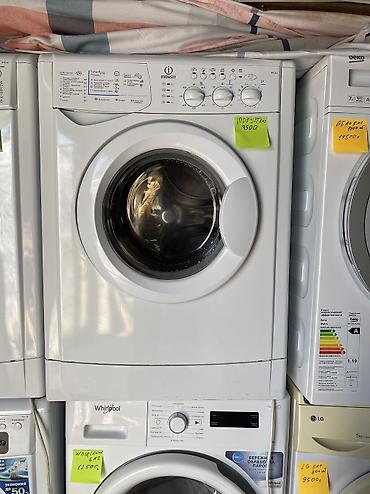 Продаю стиральную машинку Indesit на 5 кг. Состояние отличное работает