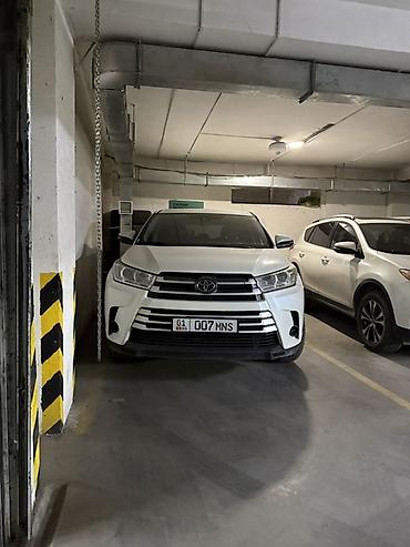geeli coolray: Toyota Highlander: 2019 г., 3.5 л, Автомат, Бензин, Кроссовер — 3