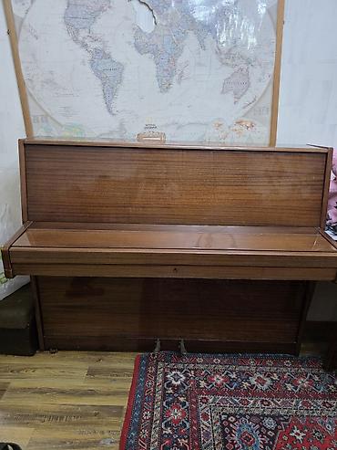 ronisch: Rönisch akustik pianino – dik (upright) model . - Alman istehsalı — 4