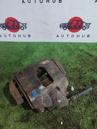 Суппорты: Суппорт тормозной передний правый для Mazda Demio DY5W, 2004 г.в. — 1