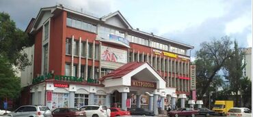 тур агентства: Сдаю Офис, 135 м², В бизнес центре, 1 линия