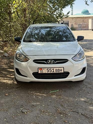 getz 2: Hyundai Accent: 2013 г., 1.6 л, Автомат, Бензин, Седан — 1