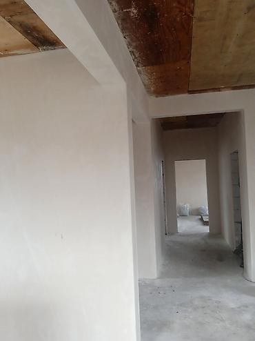 Штукатурка, шпаклевка: Штукатурка стен, Штукатурка потолков, Декоративная штукатурка Больше 6 лет опыта — 7