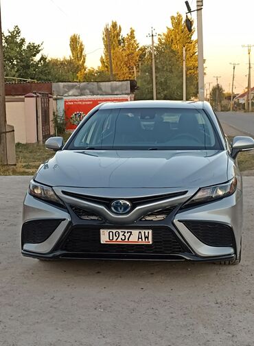 электр машина: Toyota Camry: 2022 г., 2.5 л, Типтроник, Гибрид, Седан
