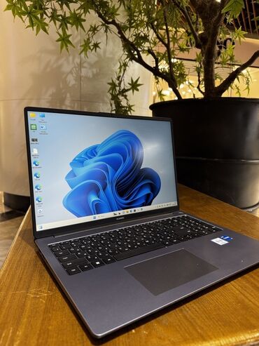 ноутбук магазин: Ноутбук, Huawei, 16 ГБ ОЭТ, Intel Core i5, 15.6 ", Колдонулган, Жумуш, окуу үчүн