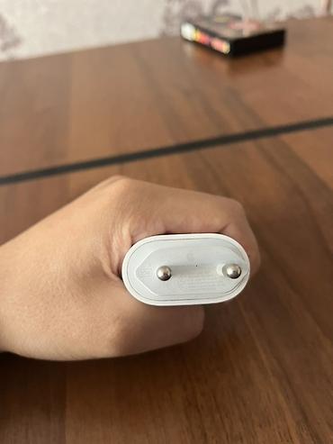 iphone 16 adapter original: Simsiz şarj cihazı 20 Vt, İşlənmiş — 3