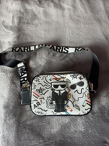 Сумка кросс-боди KARL LAGERFELD - Формат: компактная прямоугольная