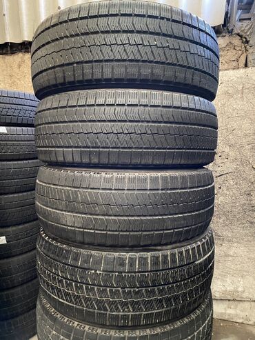 Шины: Шины 225 / 45 / R 18, Зима, Б/у, Комплект, Легковые, Япония, Bridgestone