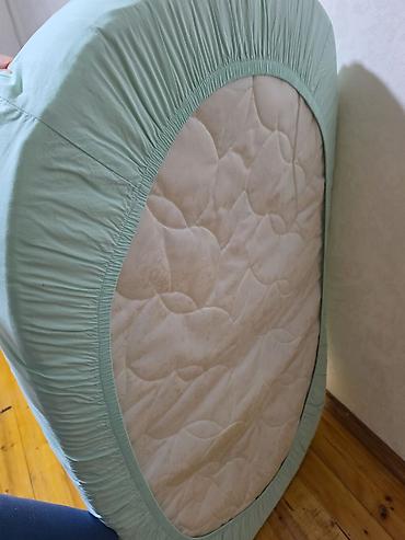 Oval körpə beşiyi üçün döşək - Forma: oval - Ölçü: təxmini 120×70 sm