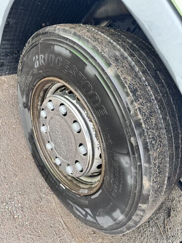 Грузовики: Грузовик — 17