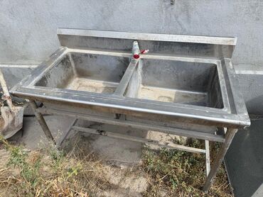 автоматические кофемашины для кафе: Срочно продаю мойку для кухни для кафе ресторанов состояние на