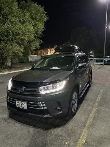 по всем вопросам обращаться по номеру: Toyota Highlander: 2019 г., 3.5 л, Вариатор, Гибрид, Внедорожник