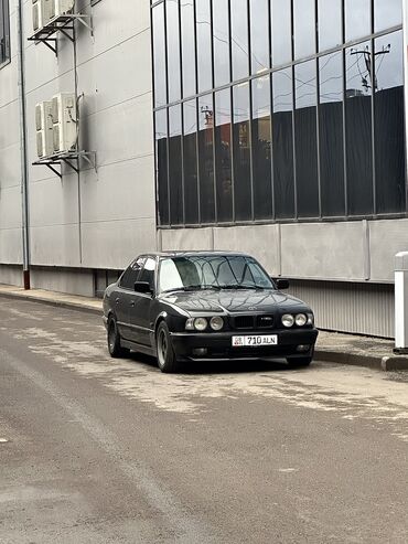 продаю бмв: BMW 5 series: 1991 г., 2.5 л, Механика, Бензин, Седан