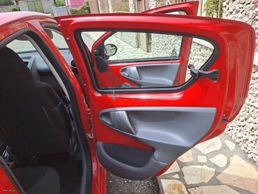 Toyota: Toyota Aygo: 1 l. | 2009 έ. Χάτσμπακ — 7