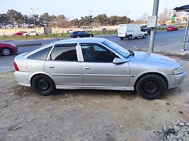 bmw e 38: Opel Vectra: 2.2 l | 2001 il 298000 km Sedan — 2