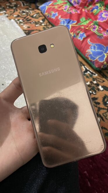 дисплей samsung j4: Samsung Galaxy J4 Plus, Колдонулган, 16 GB, түсү - Саргыч боз, 2 SIM