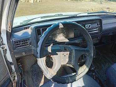 Volkswagen: Volkswagen Golf: 1987 г., 1.3 л — 5