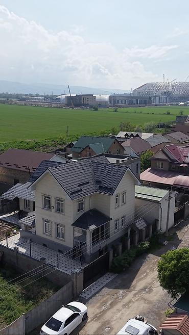 Продажа коттеджей и домов: Продается Дом В районе Арча- Бешик ( 800м от нового стадиона) Район — 1
