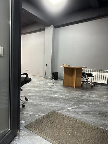 Коммерческая недвижимость: Продажа офисов 192 м², С ремонтом, Многоэтажное здание, 2 этаж — 2