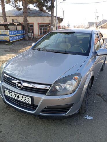 Opel: Opel Astra H hatchback - Kuzov: 5 qapılı hatchback, gümüşü rəng - — 2
