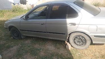 bmw 5 e39: Nissan Sunny: 2002 г., Автомат, Бензин, Седан — 3