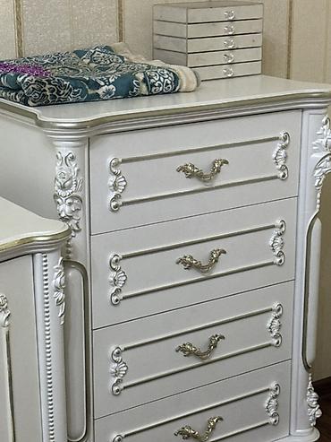 office table: Спальный гарнитур в классическом стиле (цвет: айвори/молочный с — 5