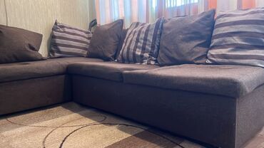 Диваны: Продаю диван кровать Угловой с раскладом механизмом Б/У срочная цена