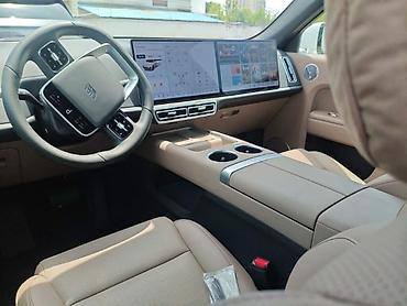 li 9 ultra 2025: Lixiang L7: 2025 г., 1.5 л, Автомат, Гибрид, Кроссовер — 3