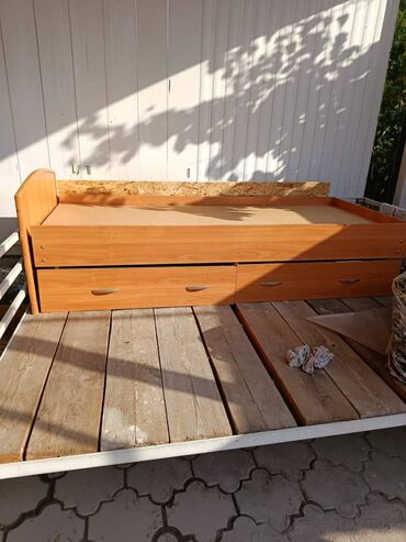 двух спальний кровать бу: Продам кровать