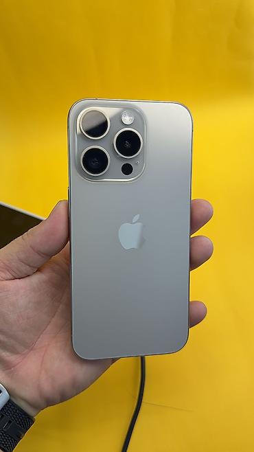 Apple iPhone: IPhone 15 Pro, Б/у, 256 ГБ, 87 % — 15