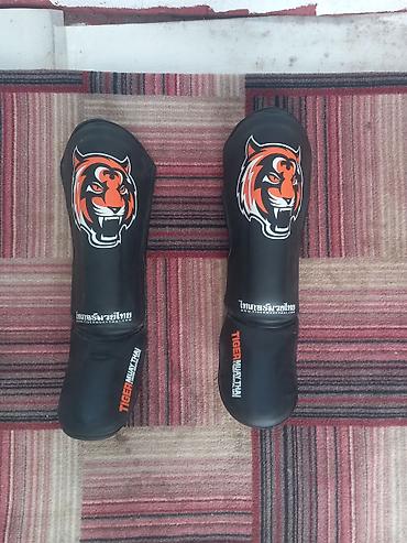 перчаток: Щитки для голени и стопы Tiger Muay Thai ншыные нет рываных мест - — 1