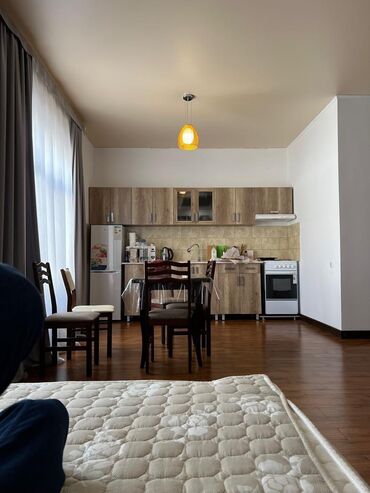раздольный ак жол: 1 комната, 40 м², 3 этаж