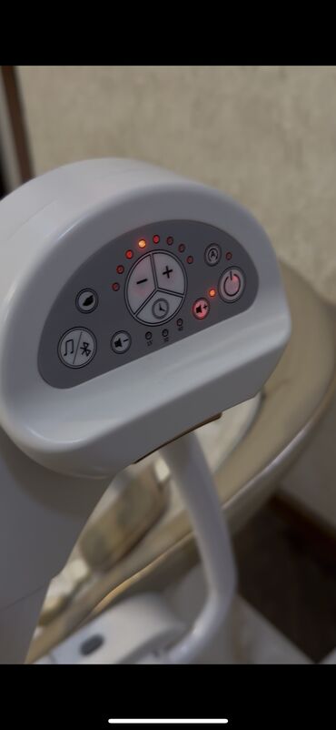 Yemək masaları, oturacaqları: Kidilo 3/1 de Tecili satilir‼️Cox az istifade olunub — 9