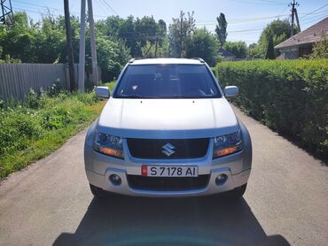 Suzuki: Suzuki Grand Vitara: 2006 г., 2 л, Механика, Бензин, Внедорожник