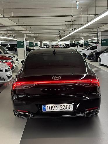 салон машины: Hyundai Grandeur: 2020 г., Автомат, Седан — 8