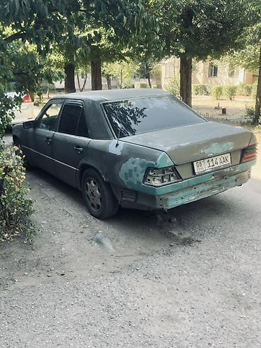 мерс 124 молдинг: Mercedes-Benz W124: 1990 г., 2.3 л, Механика, Газ, Седан — 4