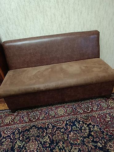 taburet: İkiqat funksiyalı oturacaq-çəkmece (banketka) - Material: qəhvəyi — 2