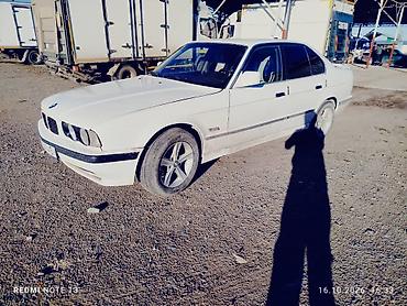 mazda family: BMW 5 series: 1992 г., 2.1 л, Механика, Бензин, Седан — 2