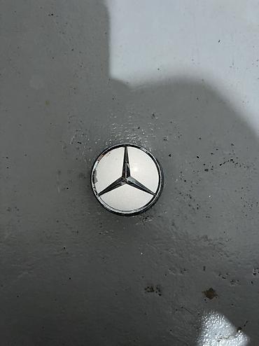 c 220: Заглушка Mercedes(220 400 01 25) — 1