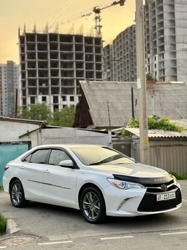 химия для автомоек: Toyota Camry: 2016 г., 2.5 л, Вариатор, Гибрид, Седан