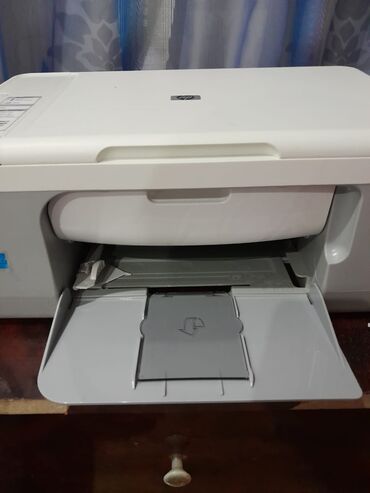 Printerlər: Printer satılır isliyir heç bir problemi yoxdu çevirib baxa bilərsiniz