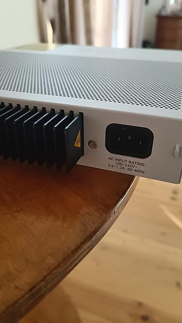 nar modem: Cisco Catalyst 1000 Series 24-port şəbəkə switchi - Brend/model — 1