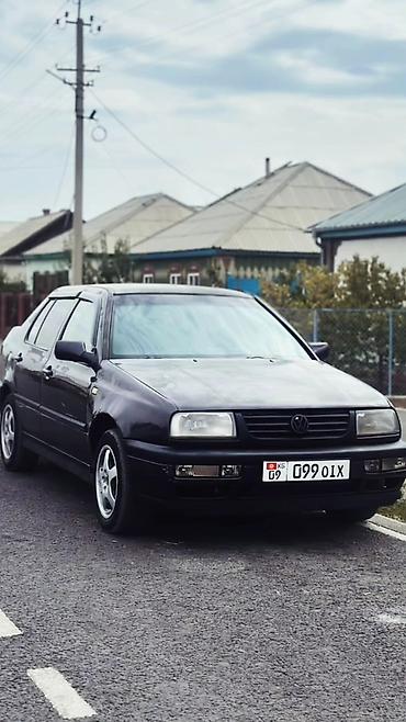 second tech: Volkswagen Vento: 1992 г., 2 л, Механика — 1