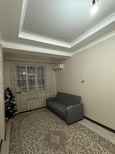 Продажа квартир: 1 комната, 37 м², Элитка, 1 этаж — 21